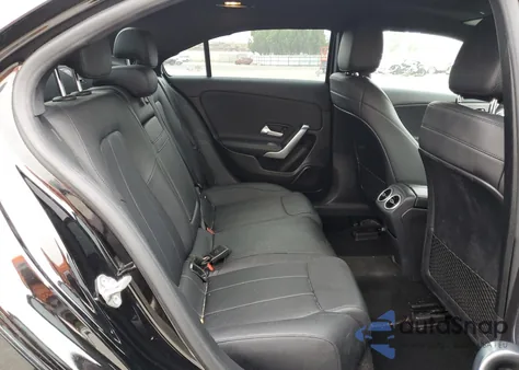 2019 Mercedes-Benz A 220 из США, поврежденный, VIN WDD3G4EB3KW002227